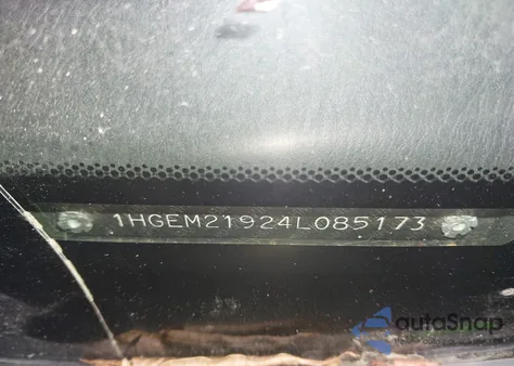 2004 Honda Civic Ex z USA, uszkodzony, nr VIN 1HGEM21924L085173